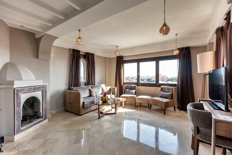 Hivernage Hotel & Spa Μαρακές Εξωτερικό φωτογραφία A living room in a luxury apartment